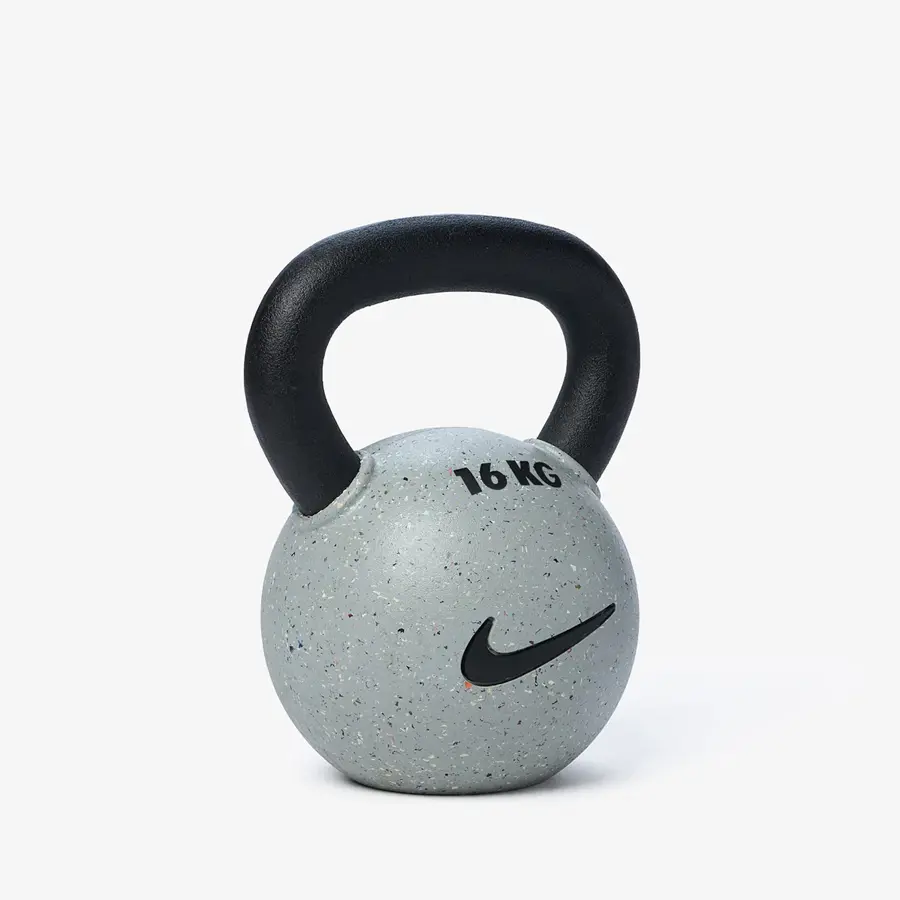 Nike Strength Rubber Coated Kettlebell - Grind